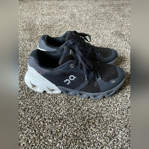 On Cloud Helion Cloudtec Cloudflyer 4 Running Sneakers Women 9.5 or Men 8 - Picture 5 of 10